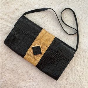 ⭐️LAST CHANCE⭐️  Laudi Vidni shoulder/clutch bag